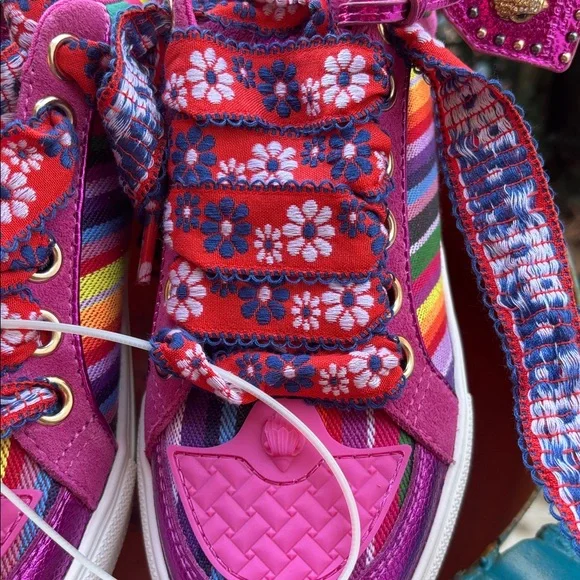 Colorful womens Sneakers - Picture 3 of 5